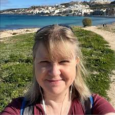 When it's TWENTY ONE YEARS!!!! Together and the kids do you some original  bespoke artwork as a present. Not sure if I'm wearing a crown or that's my  hair. Here's to the