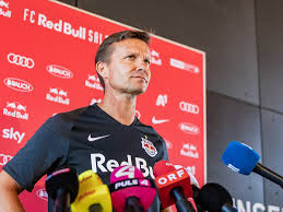 The academy is based on a comprehensive and carefully planned concept, and the sporting infrastructure for academy players is second to none. Red Bull Salzburg Geht Als Favorit In Die Kommende Bundesliga Saison Fussball Vienna At