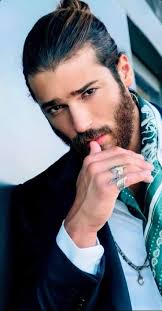 Vote for Can Yaman