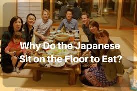 Why Do The Japanese Sit On The Floor To Eat Here in the hokuriku area its purpose is to entertain visitors with its design and you'll find such alcoves a lot in ryokan, traditional japanese inns. the japanese sit on the floor to eat