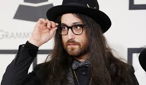 Sean lennon is an american musician and songwriter. John Lennon Sean Ono Lennon And Others National Review