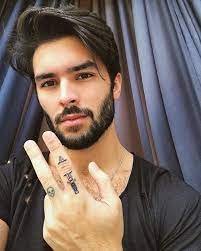 5 522 Likes 130 Comments Marcello Alvarez Marcelloalvarez On Instagram Metatuabo Cabelo Liso Masculino Cabelo Medio Masculino Cabelo Longo Masculino