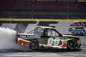Kahne experienced problems at darlington raceway on sept. Kasey Kahne S Chevy Wins Nascar Trucks Series Race At Charlotte Fails Inspection