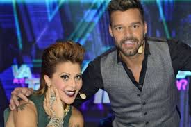 Aún no tenemos ningún álbum de este artista, pero puedes colaborar enviando álbumes de alejandra guzman. Ricky Martin Sobre Su Relacion Con Alejandra Guzman Sabia Que Yo Era Gay Y Estuvimos 9 Anos Nueva Mujer