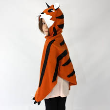 Der Tiger Handgemachte Kinder Kostum Von Sparrowandbcostumery Kids Costumes Diy Cape Childrens Costumes