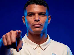 Paramilitar Hernan Giraldo salpica a políticos