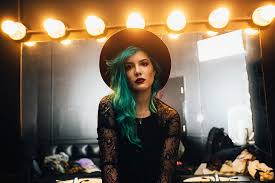 Kim hyuna is a fellow south korean singer and rapper that appears with psy in the gangnam style music video. Hd Wallpaper Singers Halsey Blue Hair Halsey Singer Hat Lipstick Wallpaper Flare