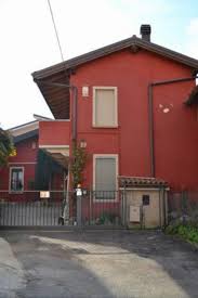 The b&b is very close to the center citta alta, so, the location is great! B B Casa Mia Hotel Desenzano Del Garda Italy Overview