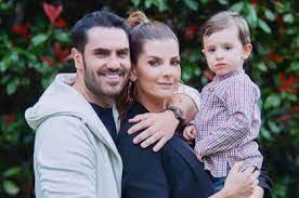 Aunque carolina cruz desmintió el rumor de la llegada de un nuevo bebé, no descartó la posibilidad de darle un hermano a matías, su primer hijo. Carolina Cruz Relato Incomodo Momento Que Vivio En Un Parque Con Su Hijo