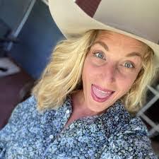 Brittany Pelfrey's Instagram, Twitter & Facebook