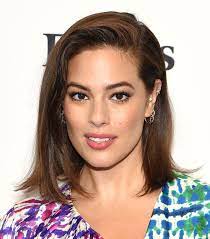 Every woman with fine hair knows that shag haircuts make her mane appear thicker. The 5 Best Haircuts For Thin Hair According To Experts Who What Wear