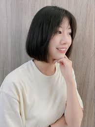 隨性派的歐美短髮 謝謝小姊姊的信任 一口氣就把一頭長髮剪短俐落的一字線剪裁 讓樸實無華的短髮多了點個性的設計感 預約專線 手機 0989113602 line dti8639u 要加 喔 快速預約請點 http nav cx girl fashion style girl