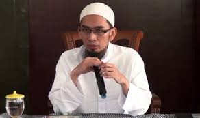 Ustadz adi menganggap adanya zakat profesi. Ini Alasan Tidak Boleh Potong Kuku Dan Rambut Sebelum Hewan Kurban Disembelih