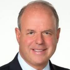 Robert Moore walks from LPL Financial president role for new gig, but Dan  Arnold softens the blow by filling the void