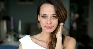 Legatura dintre voi va fi mai puternica! Andreea Raicu GoalÄƒ In Pat Stirescu Ro