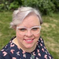 Jennifer Dalley's Instagram, Twitter & Facebook