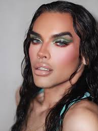 makeup #beauty #makeupartist #viralmakeup #makeupinspo #greeneyeshadow