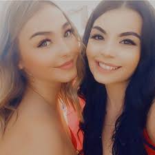 Summer Veitenheimer and Ryan Sholes' Wedding Website