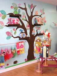 Sie sehen sich nach babyzimmermöbeln um und haben die freudige aufgabe, das babyzimmer für ein neues familienmitglied zu gestalten? Kinderzimmer Gestaltung Grelle Farbtone Clever Einsetzen