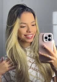 Samira Santos (@samira_soaresss)