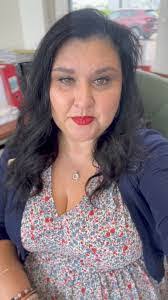 Angeline Sampson's Instagram, Twitter & Facebook