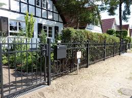 Schmiedezaun 45 In 2020 Bilder Zaun Gartenzaun