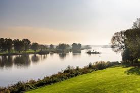 From that moment on, the current afgedamde maas was the main branch of the lower meuse. Horst Aan De Maas Vacation Rentals Homes Netherlands Airbnb