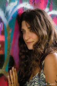 I took some photos of my little sister and her bf Gentle cc welcomed