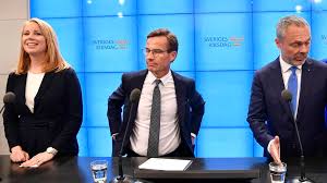 Mycket talar för att kristersson har en chans att bli statsminister. Ulf Kristersson Och Moderaterna I Extrainsatt Mote Svt Nyheter