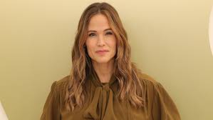 Jennifer Garner Once Bit a Chunk Out of An Actor’s Ear During a Fight Scene: “Like Mike Tyson”