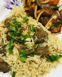 Bubur nasi daging, menu simpel mpasi namun tetap padat gizi karena mengandung karbohidrat, sayuran, protein, dan juga lemak yang dibutuhkan junior! Resepi Nasi Daging Air Asam Paling Senang Nak Buat Saji My