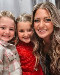 Reel by Alicia Roe (@itsaliciaroe) · August 23, 2021