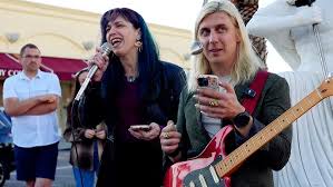 Learn to Rock N' Roll