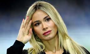 Giorgia had at least 1 relationship in the past. Dazn Diletta Leotta Possibile Rottura Bargiggia In Arrivo Giorgia Rossi Areanapoli It