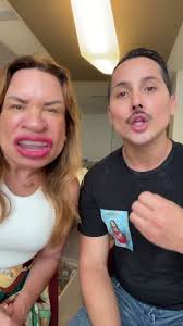 Aprendiendo inglés con @adrianpresenta #tuturutututututurutututurtuuuuu  #doramazzone #comedia #humor #parati