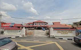 Pegawai berkenaan disyaki bersekongkol dengan sindiket dadah untuk pasaran negara jiran. Pkpd Di Pusat Pemulihan Akhlak Muar Dilanjutkan Ke 20 Januari Johorkini