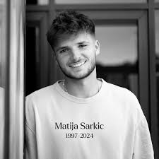 Thomas Lomas (@Tom_Lomas_)