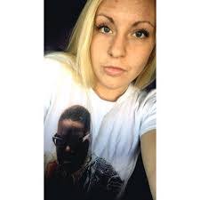 Leah Bracken's Instagram, Twitter & Facebook