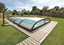 Qu Est Ce Qu Un Abri De Piscine Faq Piscines Desjoyaux