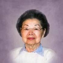 Edith Oto's Instagram, Twitter & Facebook