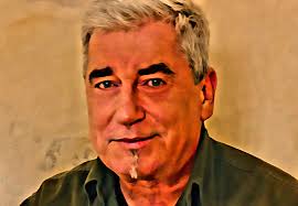 Ex-Intendant Christian Kneisel als Komponist im Interview mit Ulf  Brandstädter vom BT Sonderkonzert der Brandenburger Symphoniker „Zwischen  den Welten” mit Uraufführungen von Ari Benjamin Meyers „Symphony X13B“ und  Xirc le cinX „Sounds