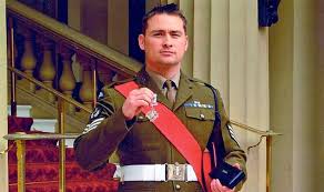 British Army Iraq war hero who braved rocket propelled grenades forced to  sell medals