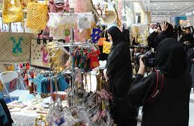يقع سفير مول الشارقة في منطقة مكتظة بالسكان، وقد تطور ليصبح وجهة تسوق. Alfajr News
