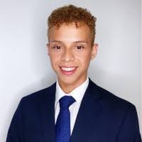 Kevin Arana's Instagram, Twitter & Facebook