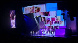 Ajouté par caro le 21/08/2016 pour jouer il faut sélectionner le nombre de pièces du puzzle et cliquer sur jouer pour commencer la. Concert Violetta Live 2015 Nantes France Tournee Automne 20 09 2015 Mon Live Report Rosalys Artiste