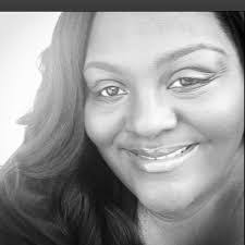 Inell Davis's Instagram, Twitter & Facebook