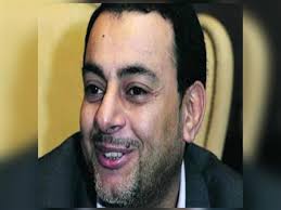 أنيس النقاش، الرحمة لروحك، والعزاء للعائلة الكريمة والأهل ولجميع محبيك. Ø§Ø¹ØªÙ†Ù‚ Ø§Ù„Ø§Ø³Ù„Ø§Ù… Ù„ÙŠØªØ²ÙˆØ¬ Ù…Ù† ÙÙ†Ø§Ù†Ø© ÙˆØ¹ Ø±Ù Ø¨Ø£ÙÙ„Ø§Ù…Ù‡ Ø§Ù„Ù…Ø«ÙŠØ±Ø© Ù„Ù„Ø¬Ø¯Ù„ ÙˆÙØ§Ø© Ø£Ø³Ø§Ù…Ø© ÙÙˆØ²ÙŠ Ø¯Ù†ÙŠØ§ Ø§Ù„ÙˆØ·Ù†