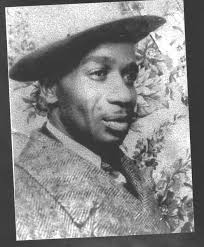 does anyone know if one of the Crumps reared my uncle Bill Hammond in about  1923?