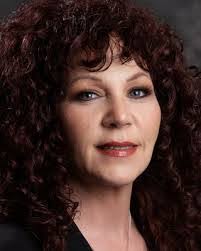 Carrie Mock's Instagram, Twitter & Facebook