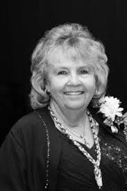 Thea Howe's Instagram, Twitter & Facebook